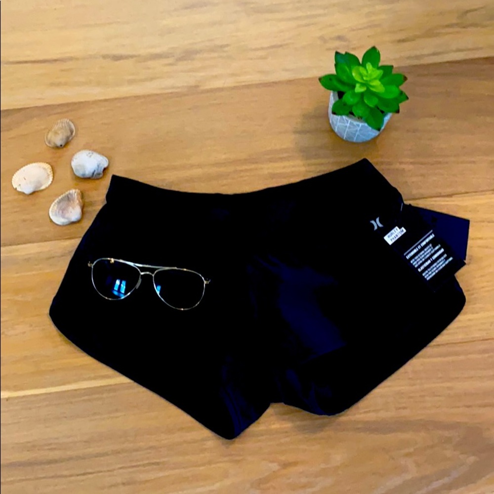 Hurley NWT Phantom Beach Rider Board Shorts